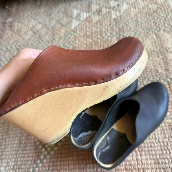 NO.6 New School Clog Wedge Bundle - Picture 5 of 11